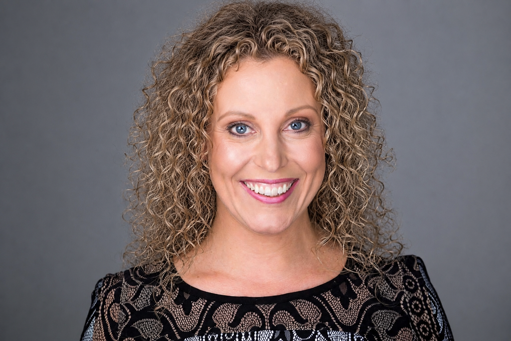 Photo of Melissa Jackson, owner of Burnie Flower Gallery.
